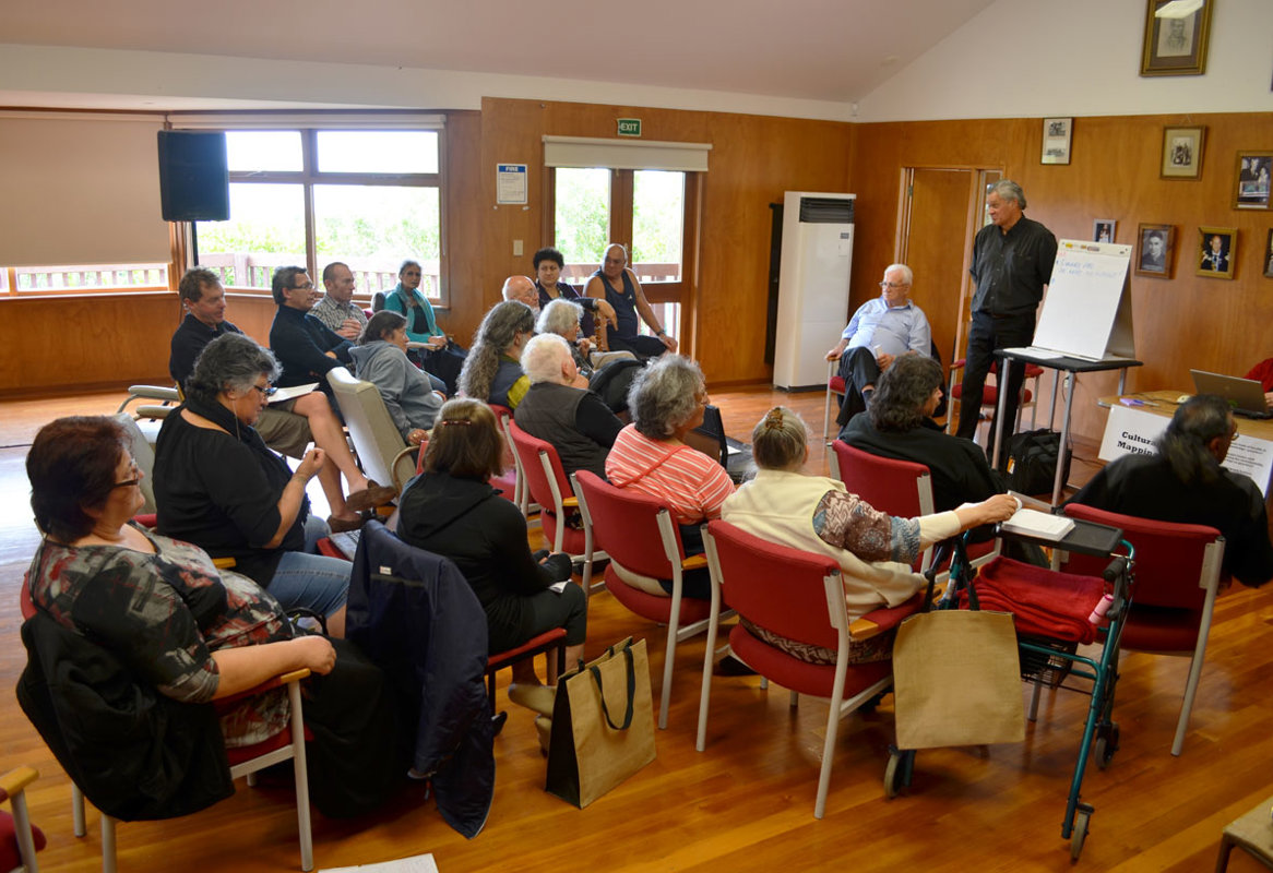 <p>Cultural Mapping discussion at the 2012 Ngāi Tahu Cultural Summit, held at Puketeraki Marae. This meeting led to the development of the Ngāi Tahu Atlas.&nbsp;Te Rūnanga o Ngāi Tahu Collection, Ngāi Tahu Archive, 2017-0272</p>