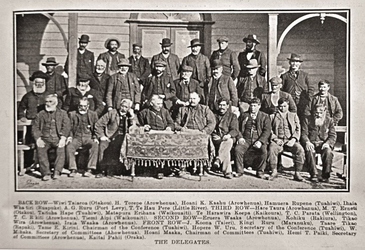 <p>A meeting of Ngāi Tahu and Ngāti Māmoe representatives at&nbsp;Te Hapa o Niu Tireni, Arowhenua, in 1907, which regenerated tribal efforts to advance Te Kerēme (the Ngāi Tahu Claim). Teone Taare Tikao (seated in the front row third from the left) represented Rāpaki at this important tribal hui.&nbsp;</p>
<p>Christchurch City Libraries, photo CD 7, IMG0010</p>
<p>Click&nbsp;here&nbsp;to view this image in Kareao.</p>